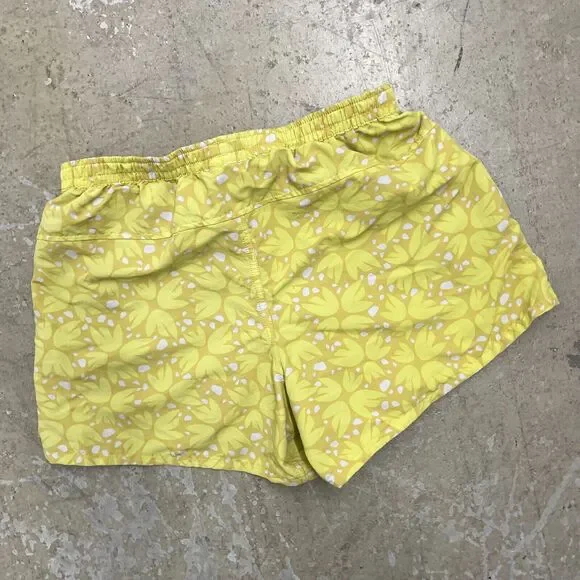 Patagonia Shorts Womens Medium Yellow Floral Barely Baggies 57058 No Liner AOP - Picture 15 of 16